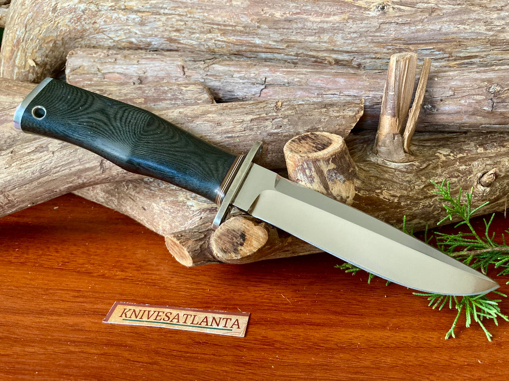 A.G. Russell Springdale, ARK. Morseth Design  Fixed Blade Hunter ~ Vintage 1980`s - RARE!