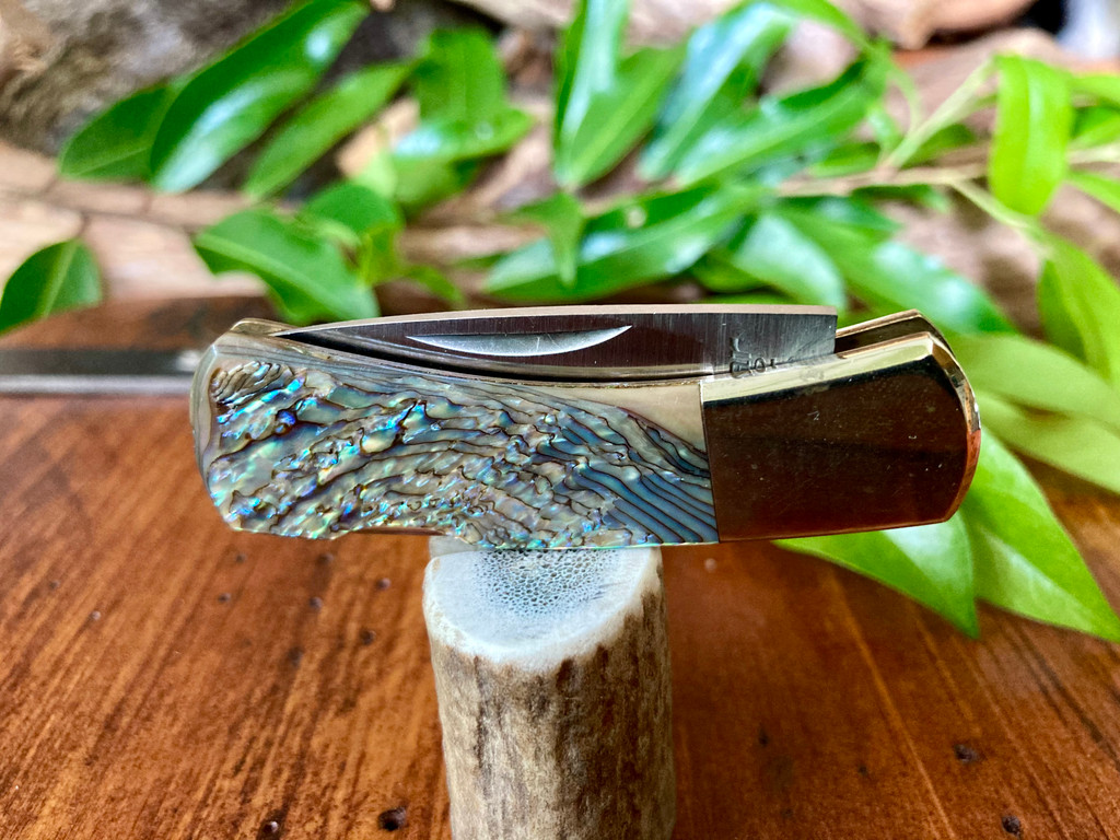 KA-BAR 2822 Abalone / MOP Lockback ~ Vintage 1970`s - 80`s