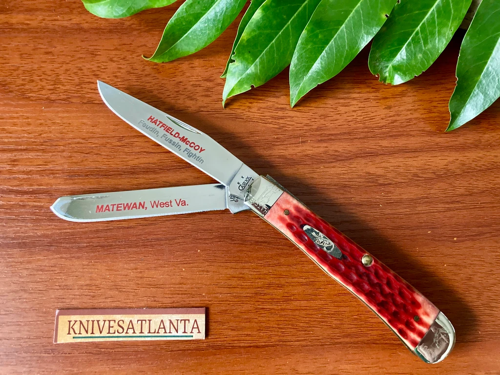 Case XX "Hatfield-McCoy" Limited Edition Red Jigged Bone Trapper 2006 ~ Serial # 004 ~ Rare !