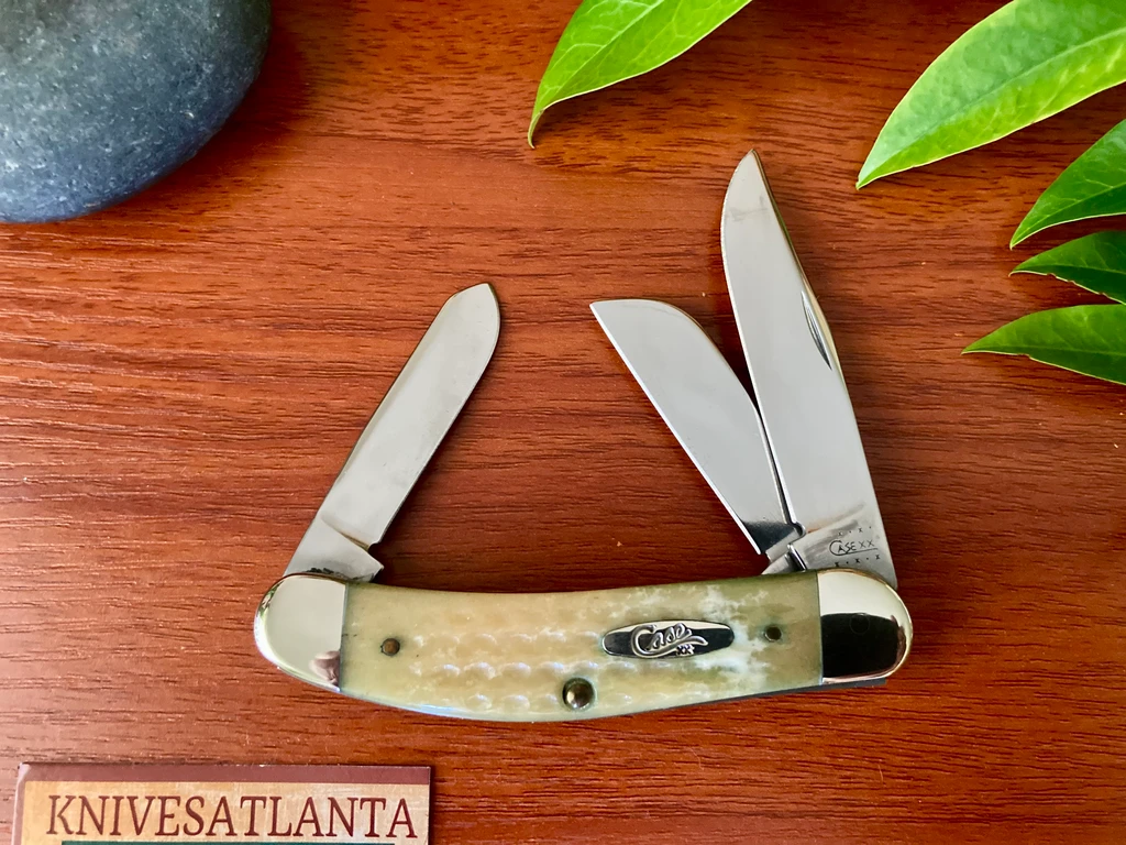  W.R. Case & Sons Co. Tony Bose  Sowbelly ~ Vintage 2001