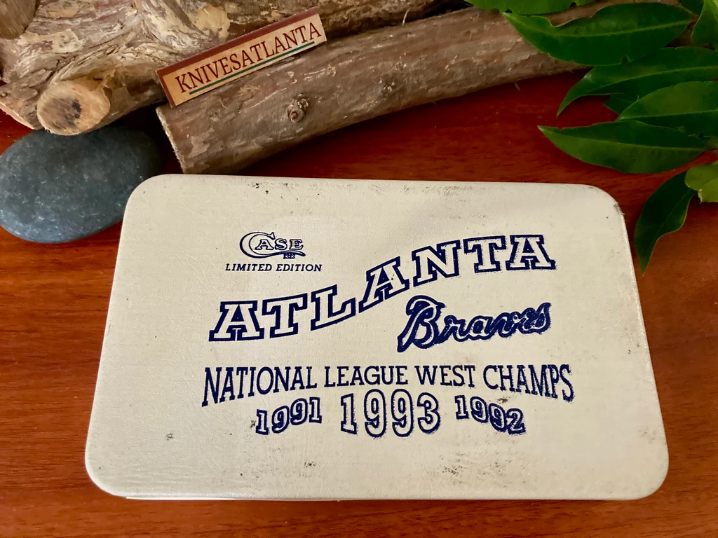 Case XX 1993 Atlanta Braves National League Champions Stag Trapper 