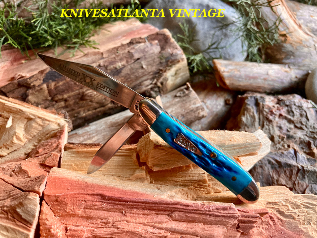 Case Peanut Knife 12070 - Limited Edition XII - Caribbean Blue Bone