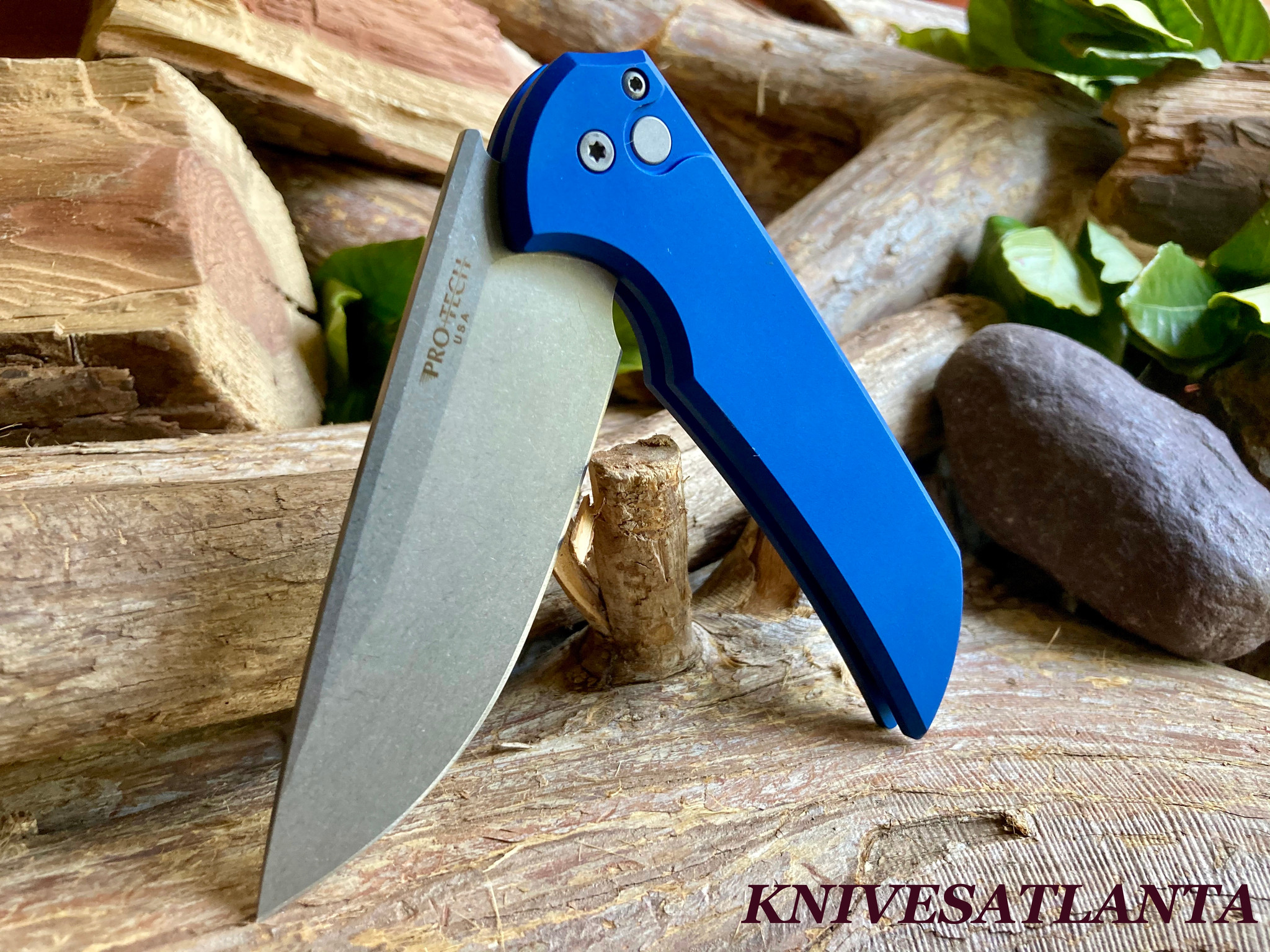 Protech Mordax w/ Magnacut ~ MX101-BLUE