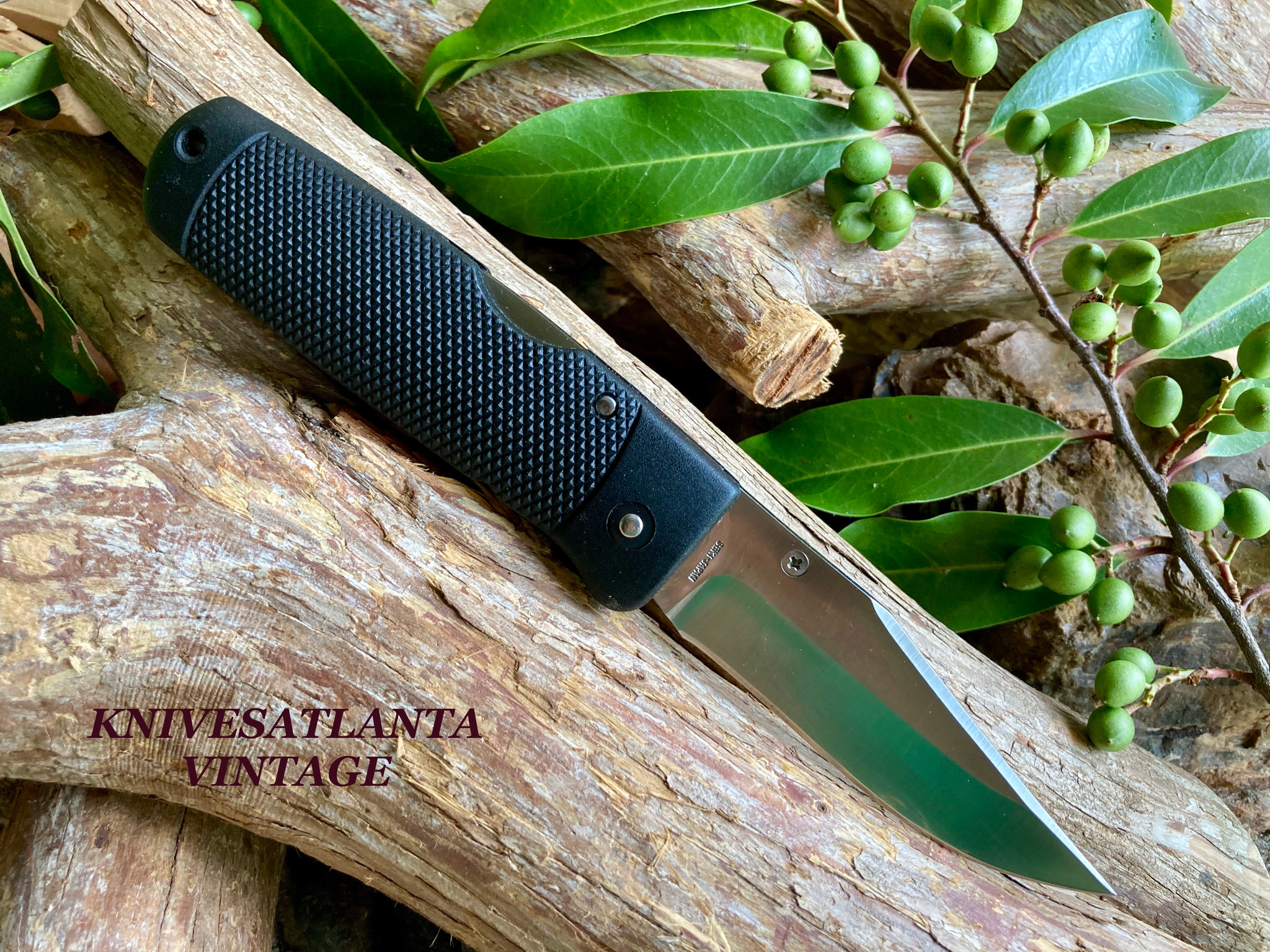 SOG S16 “Air SOG” Folding Lockback Knife- Made in Seki Japan