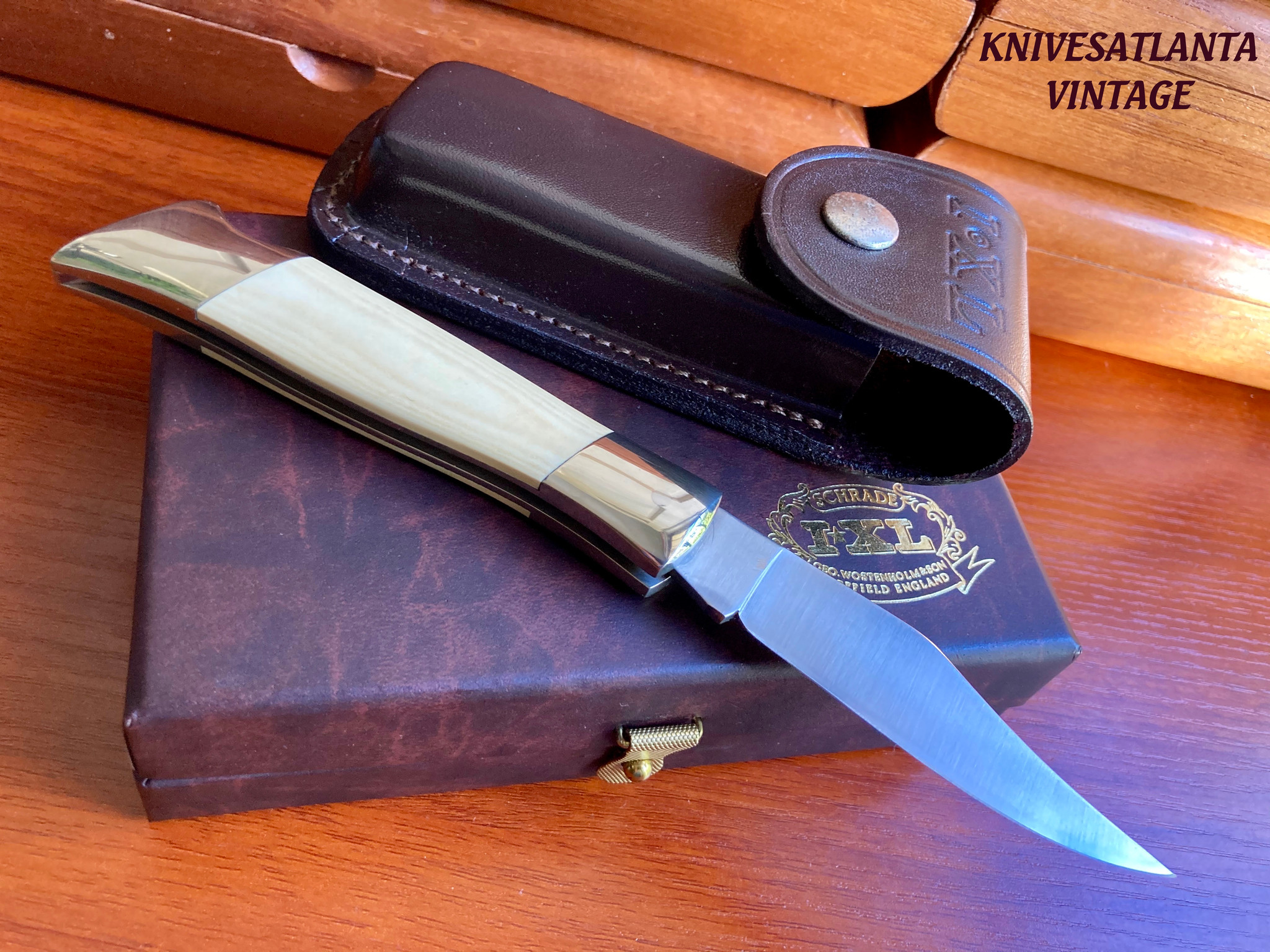 Schrade Wostenholm IXL Sheffield England Large Micarta Lockback