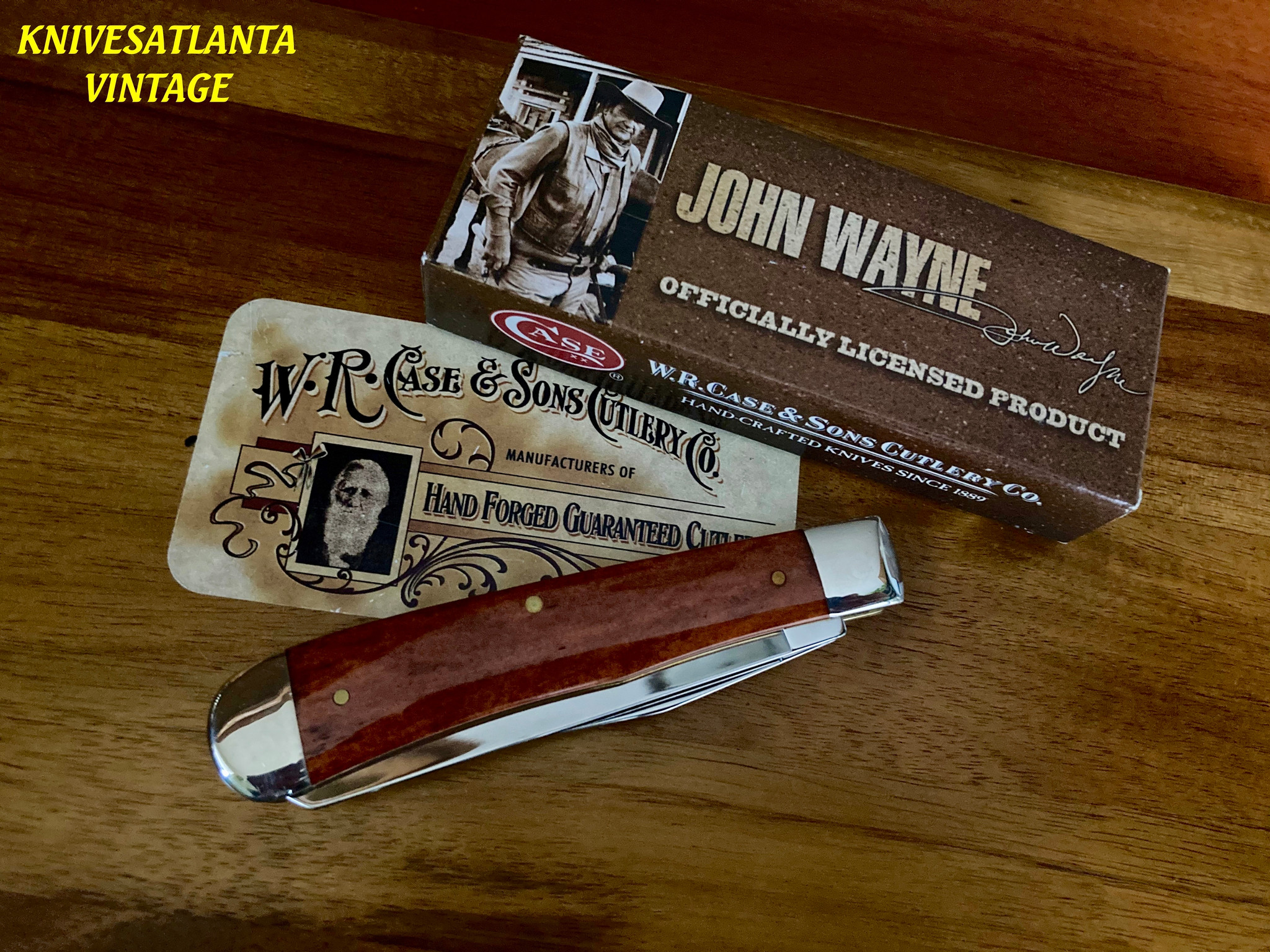 Case John Wayne 