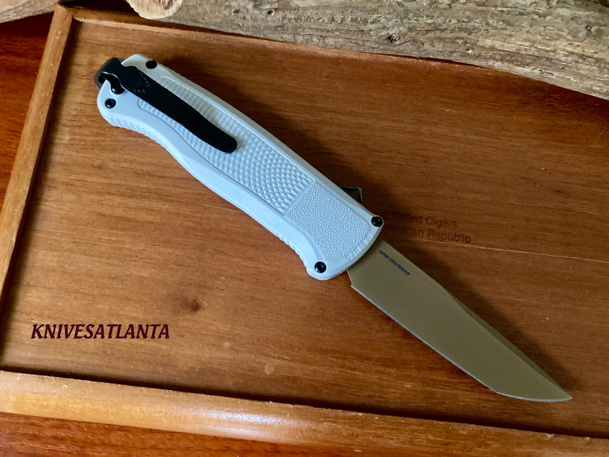 Benchmade 5370FE-02 Shootout OTF AUTO Knife