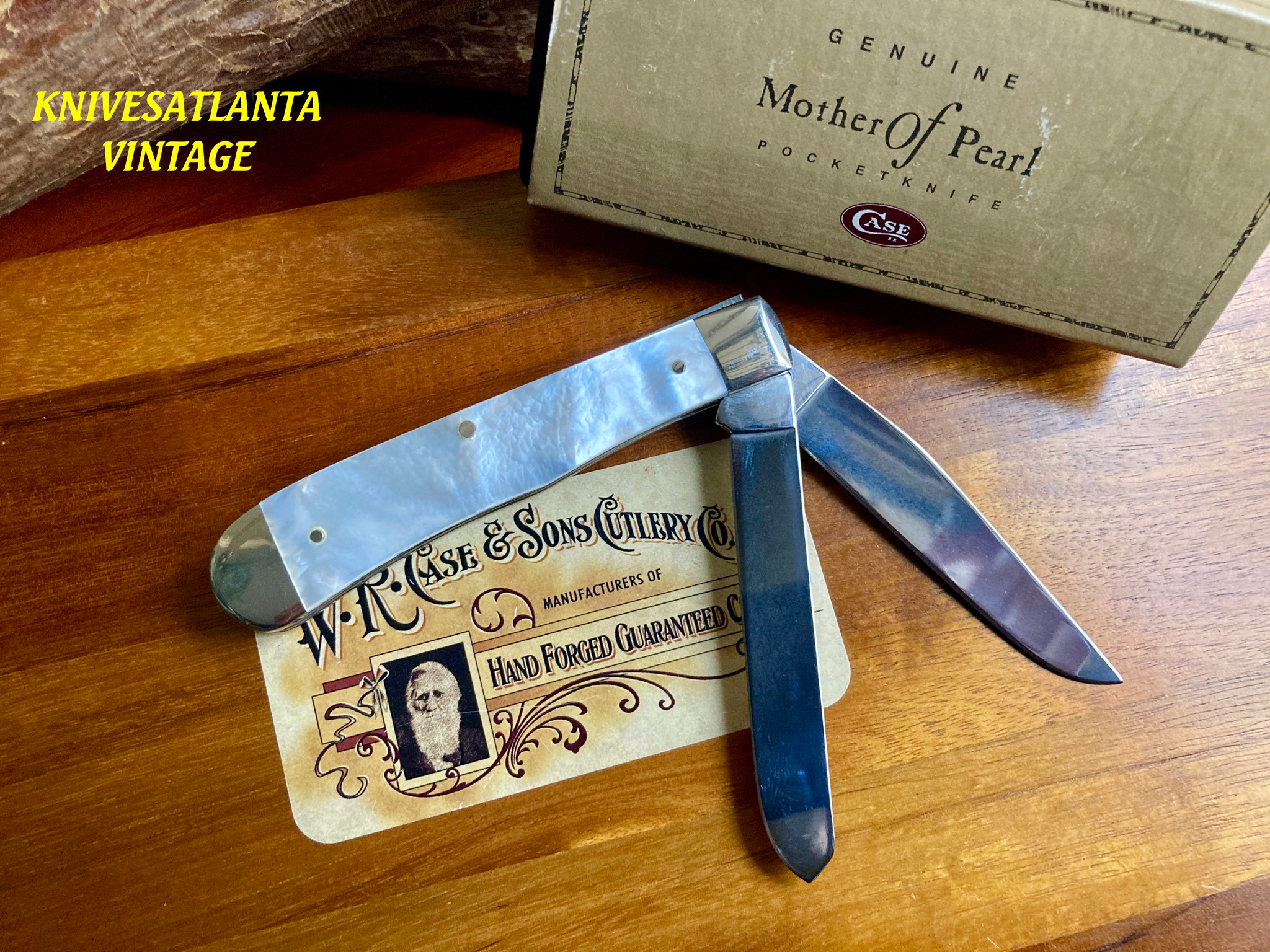 Case XX 8254 SS Mother of Pearl Trapper ~ 2001 ~ Vintage