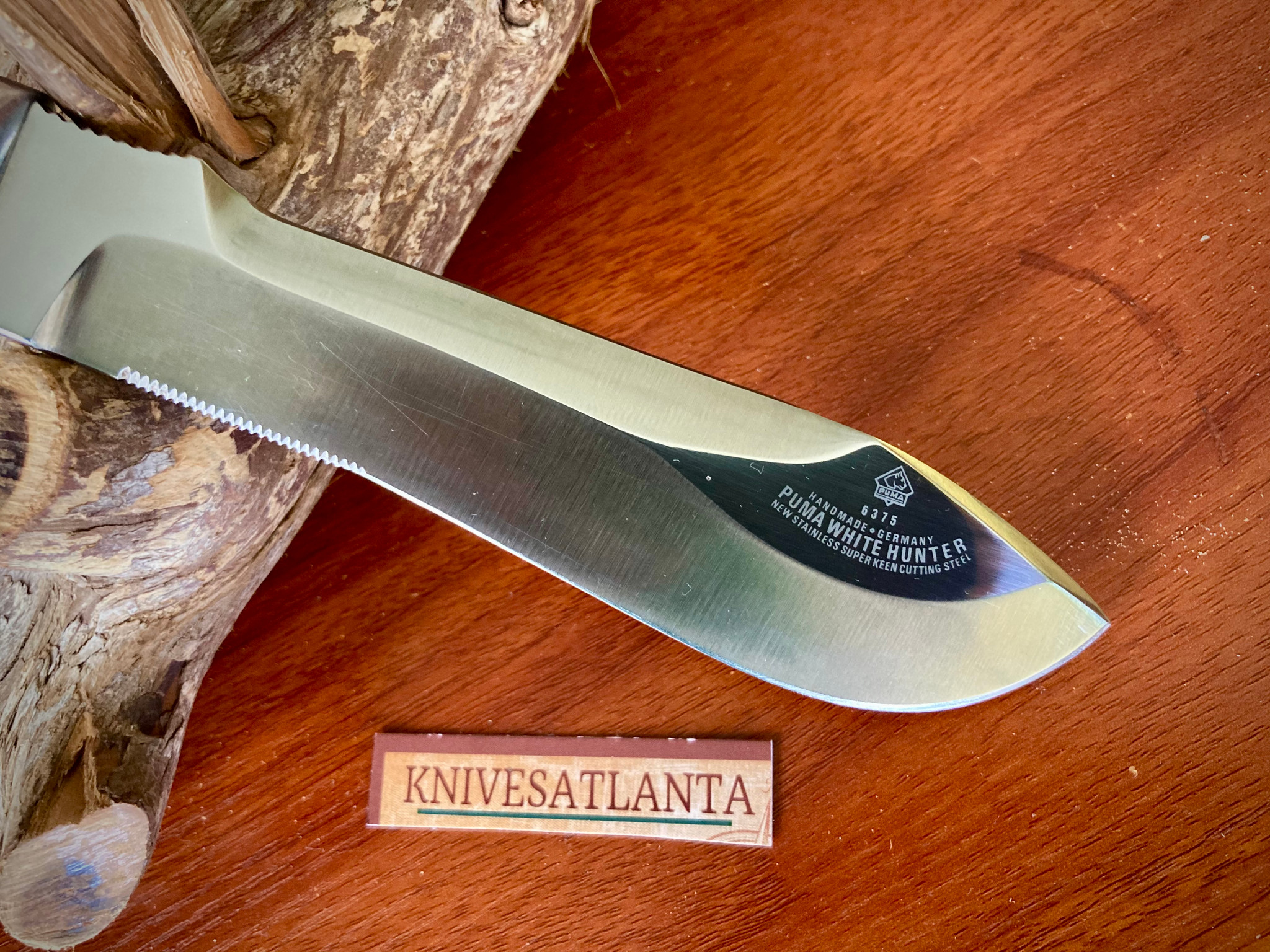 Puma White Hunter 6375 ~ Vintage 1979