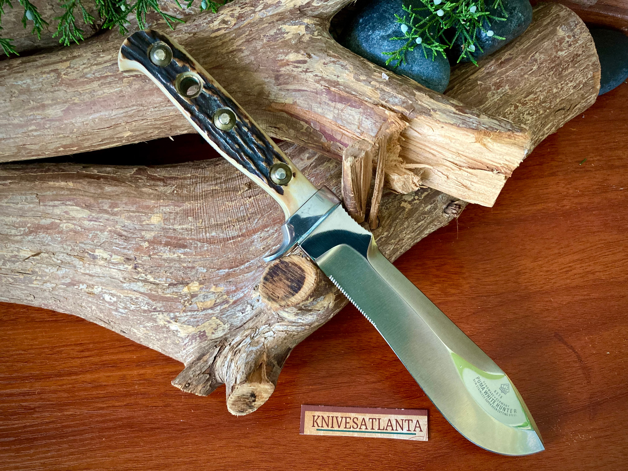 Puma White Hunter 6375 ~ Vintage 1979