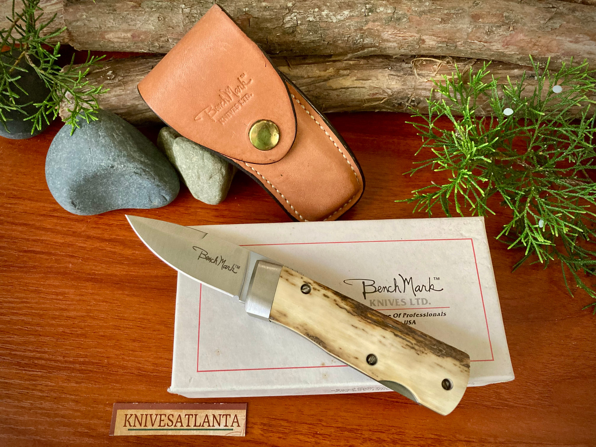 Benchmark Rolox ~Viper Mastodon Ivory ~ Vintage