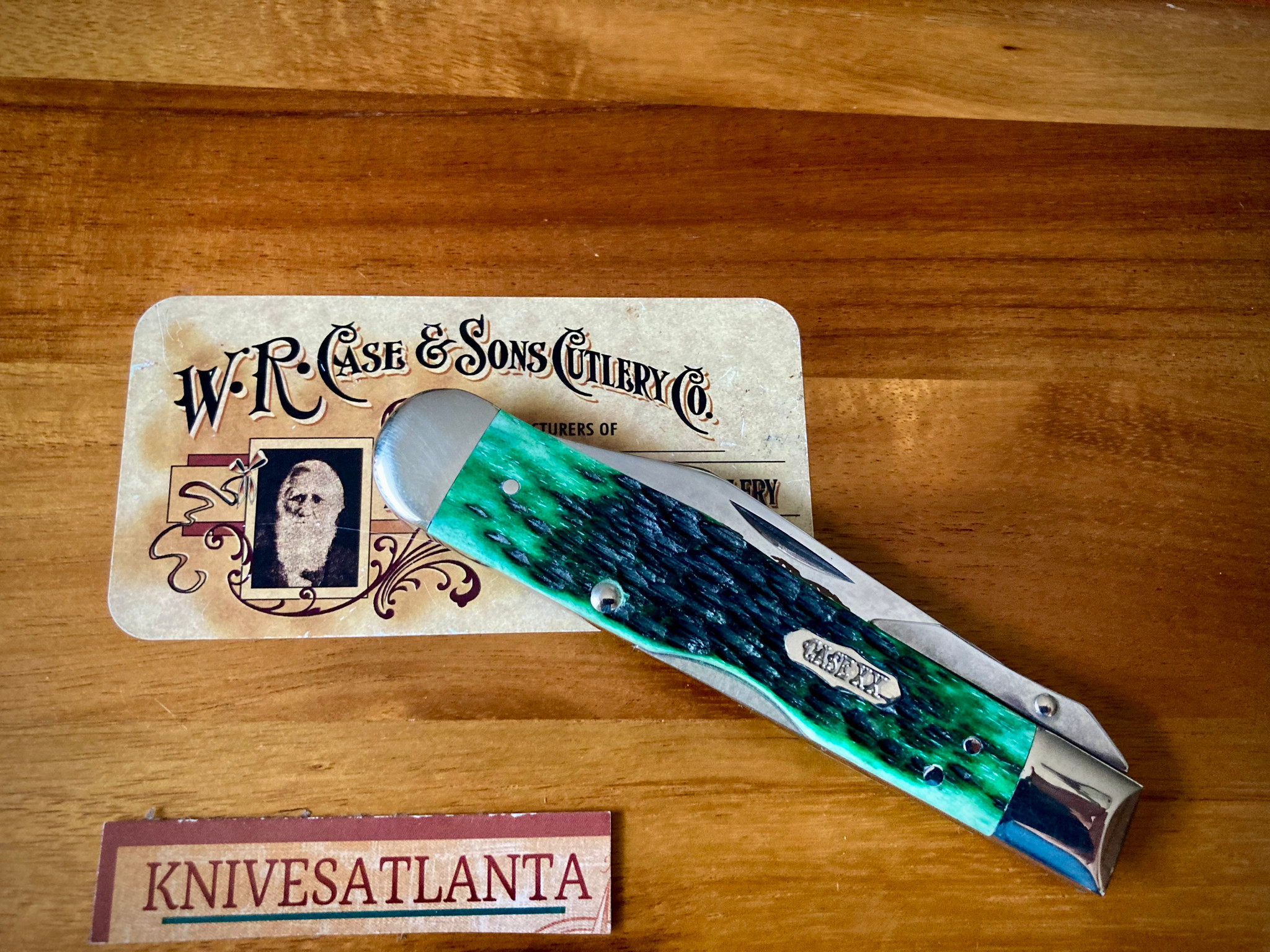 CASE XX SELECT 6111 1/2L CHEETAH KNIFE, 2002, JIGGED BERMUDA GREEN