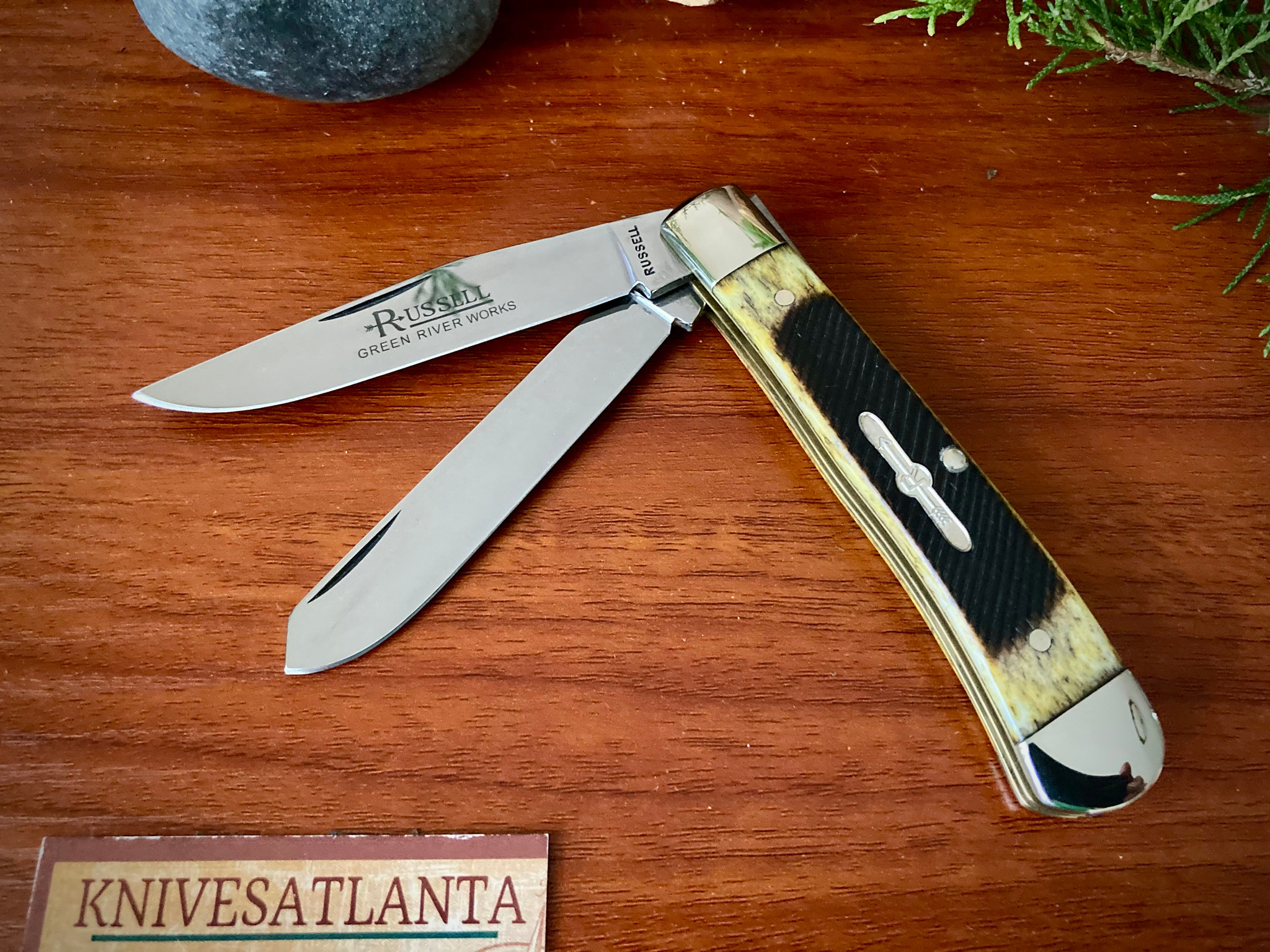 Russell ( Green River Works) ~ Trapper Sawcut Green Bone
