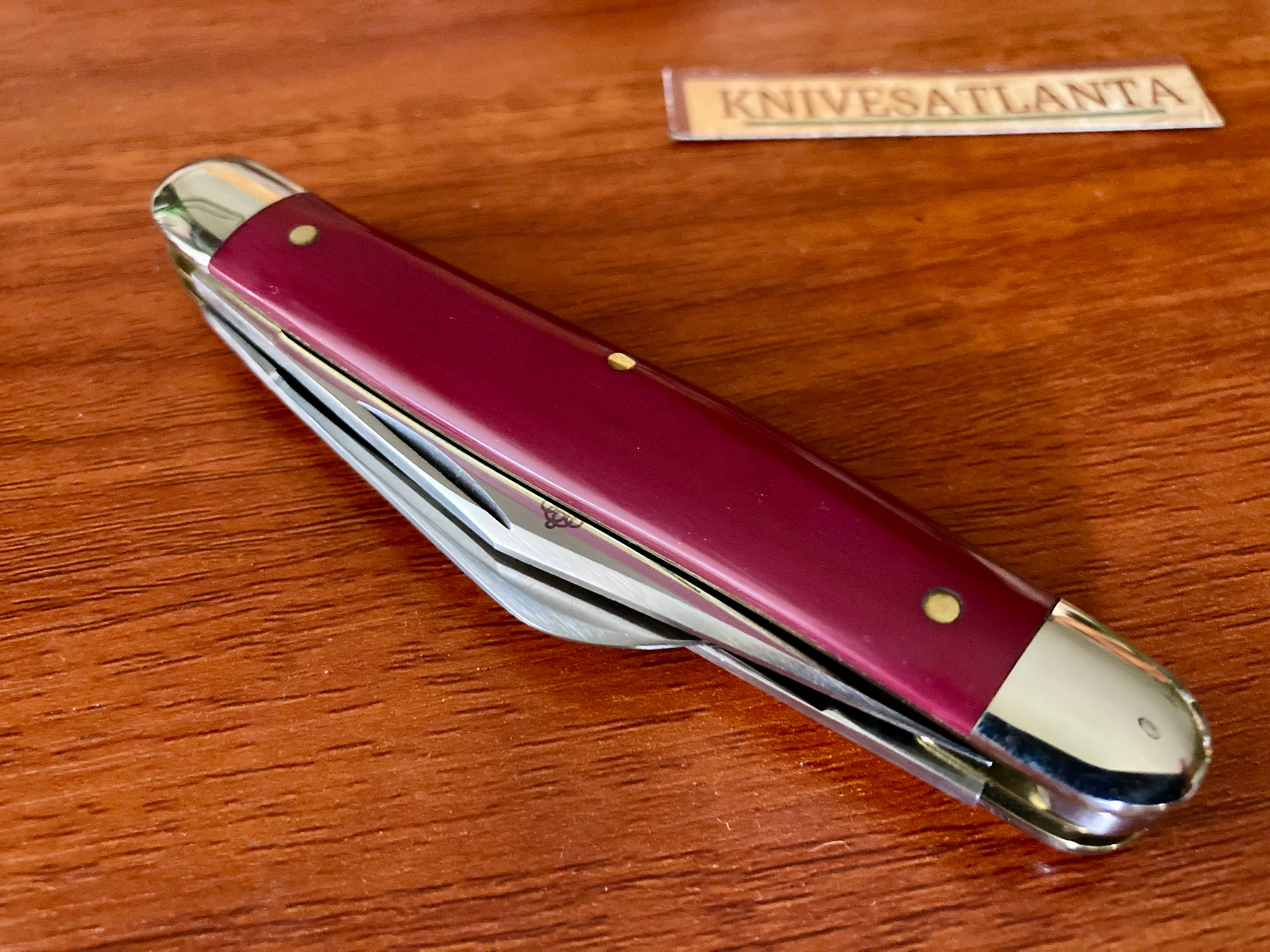 Queen Cutlery #9 Black Cherry Delrin Large Stockman ~ Vintage