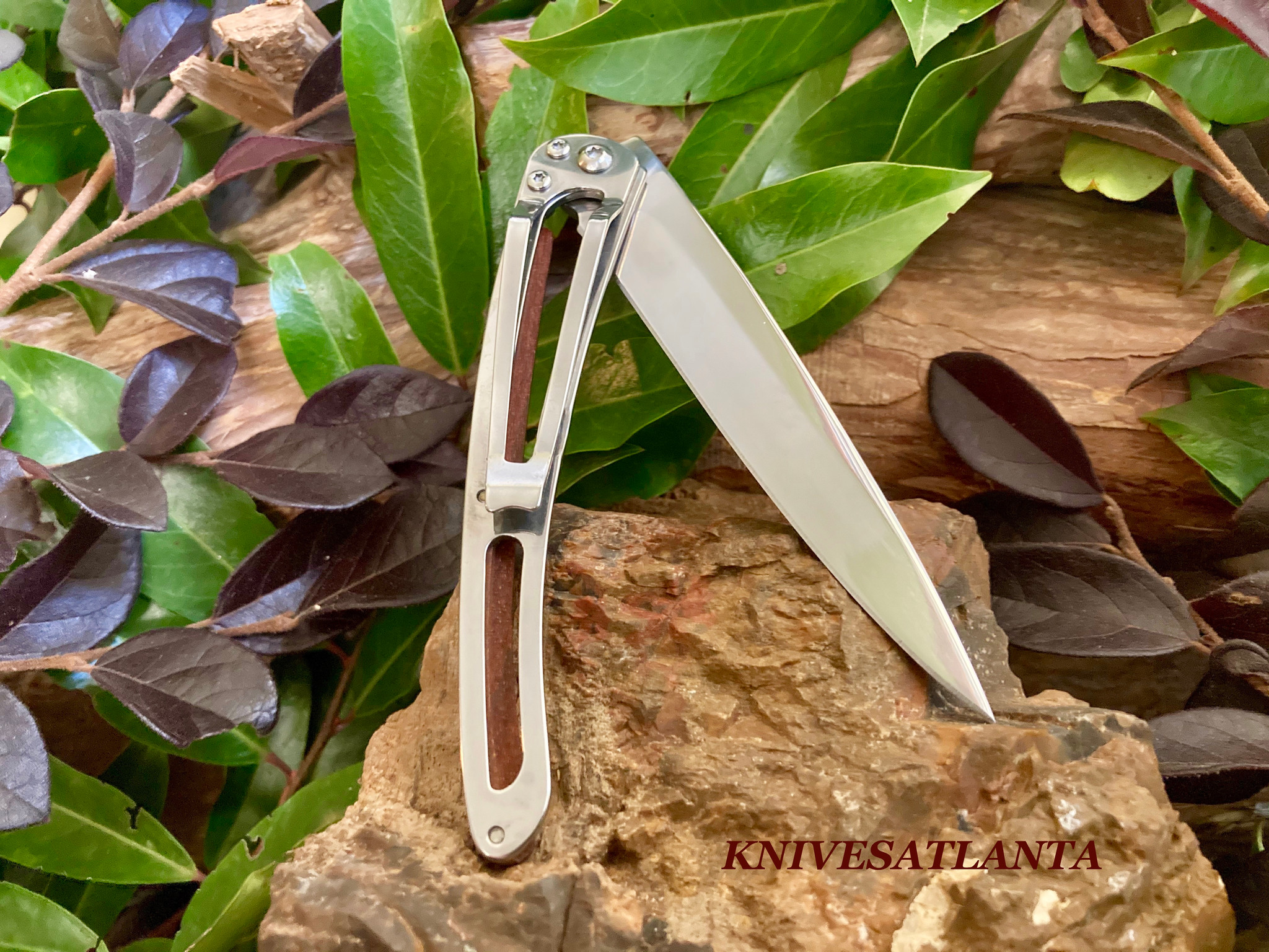 DEEJO 37G, CORAL WOOD / PACIFIC