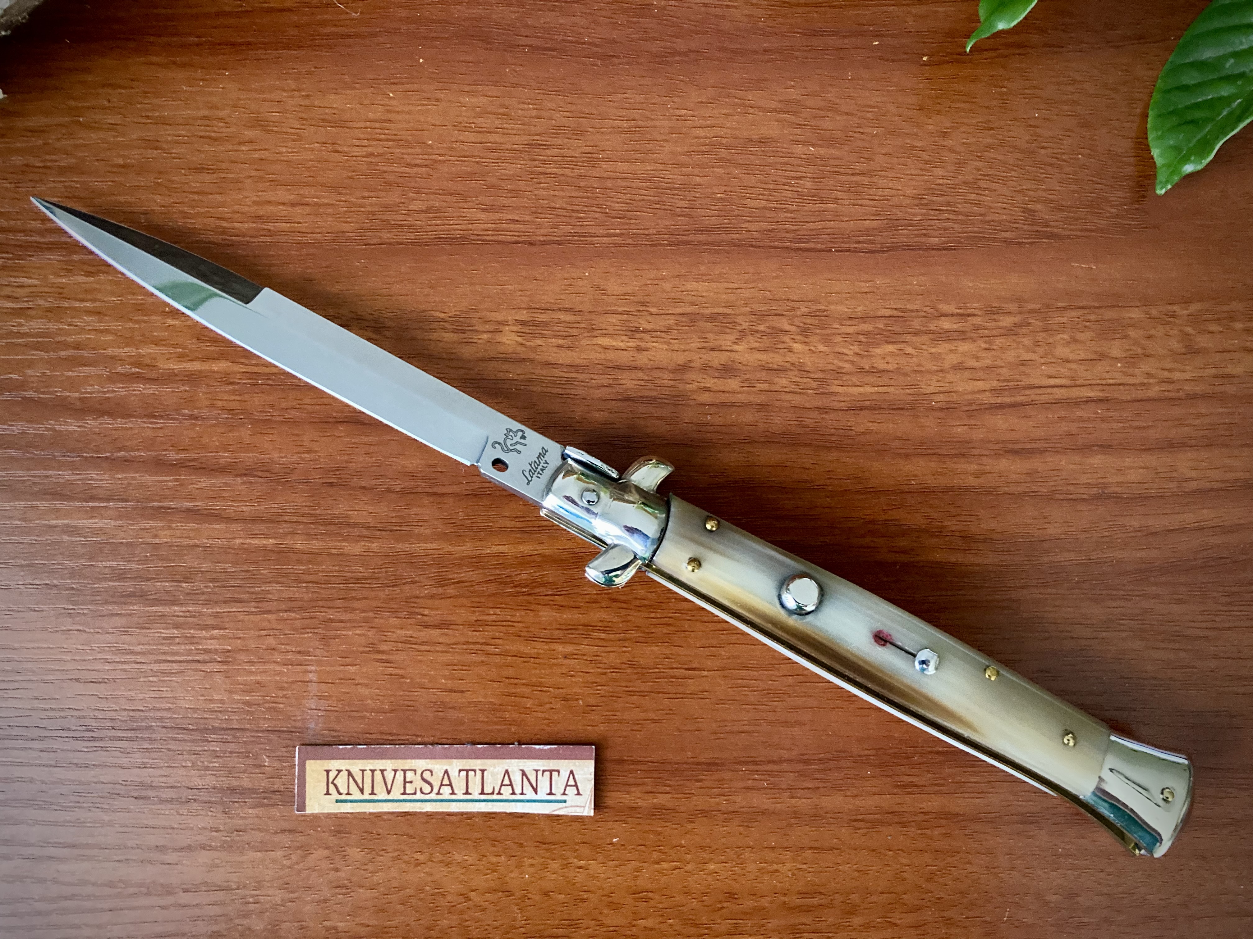 Latama ~ Walt's 28cm CLASSIC 