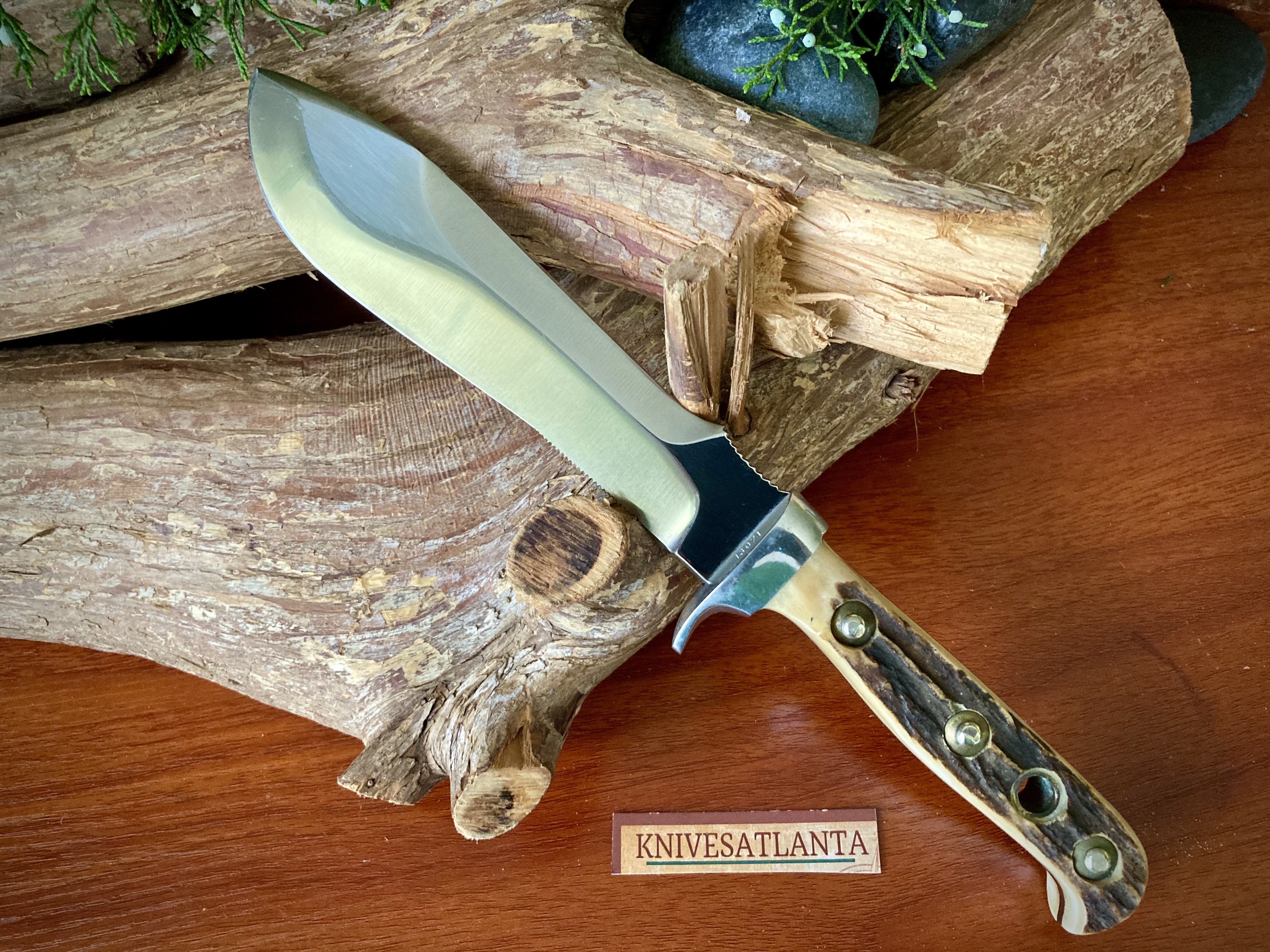 Puma White Hunter 6375 ~ Vintage 1979