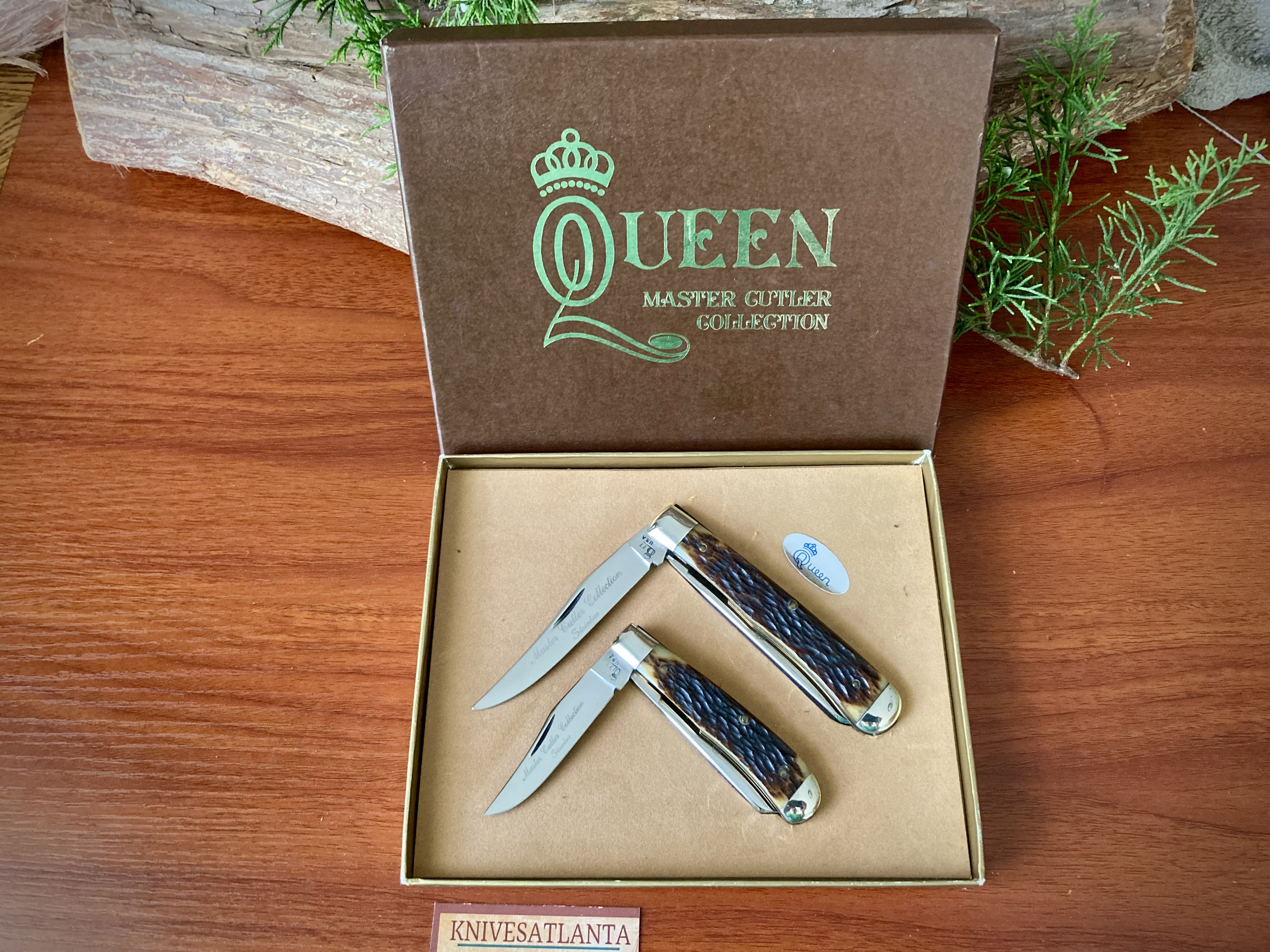 QUEEN MASTER CUTLER ~ TRAPPER KNIFE SET ~ Vintage 1977