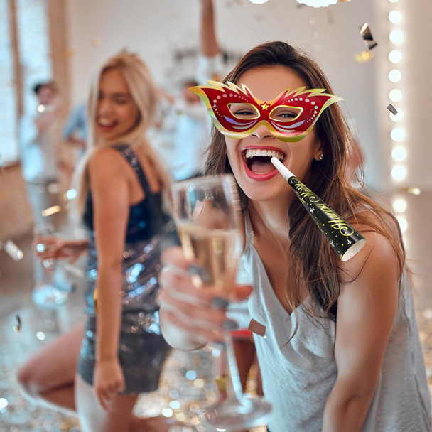 New Years Eve Party Supplies for 25 Guests 2026 75 Pcs NYE Party Supplies Gold Silver NYE Hats Glitter Tiaras Decorations Noise Makers Paper Masks Favors Kits 3889