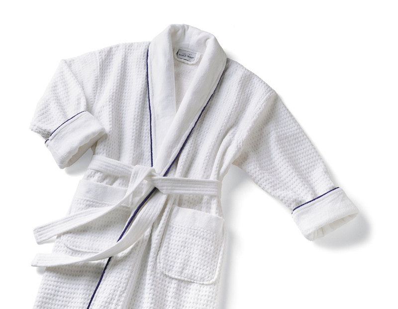 Boca Terry Classic Shawl Collar Bathrobe White 14oz Velour One Size Fits  All - Unisex : : Clothing, Shoes & Accessories
