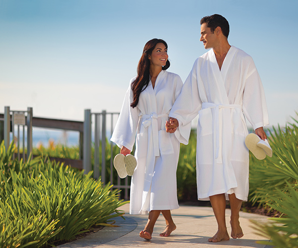 Top 7 Reasons to Buy Luxury Bathrobes for Your Resort Boca Terry