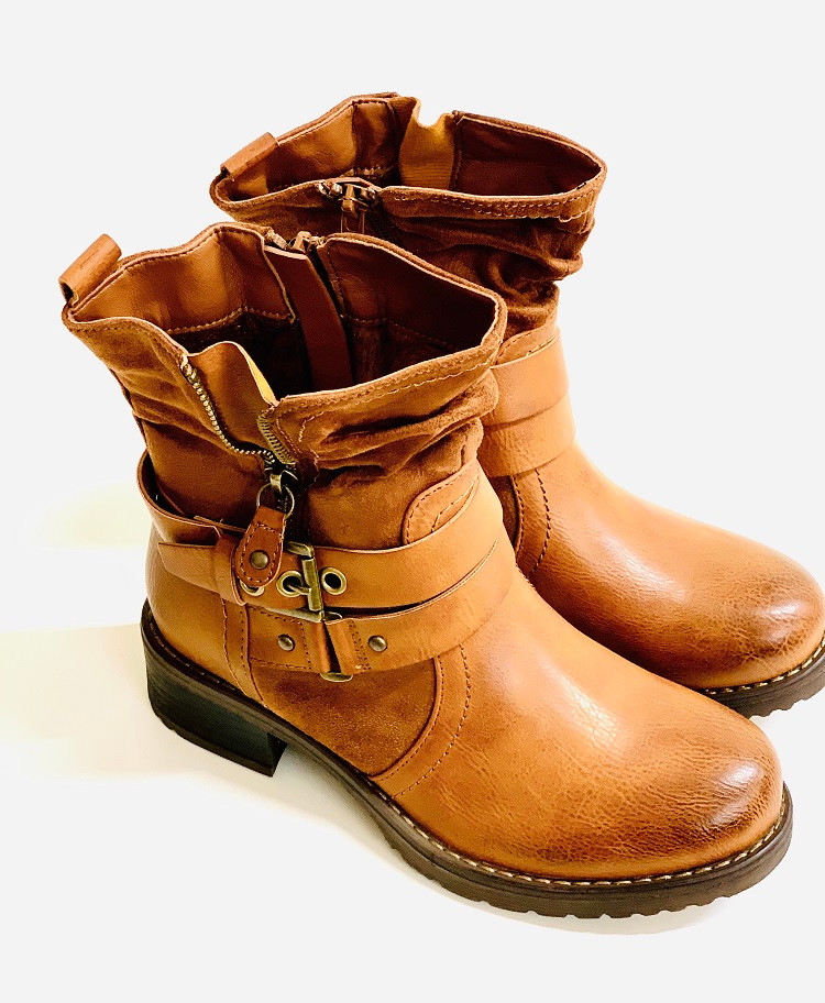 tan casual boots
