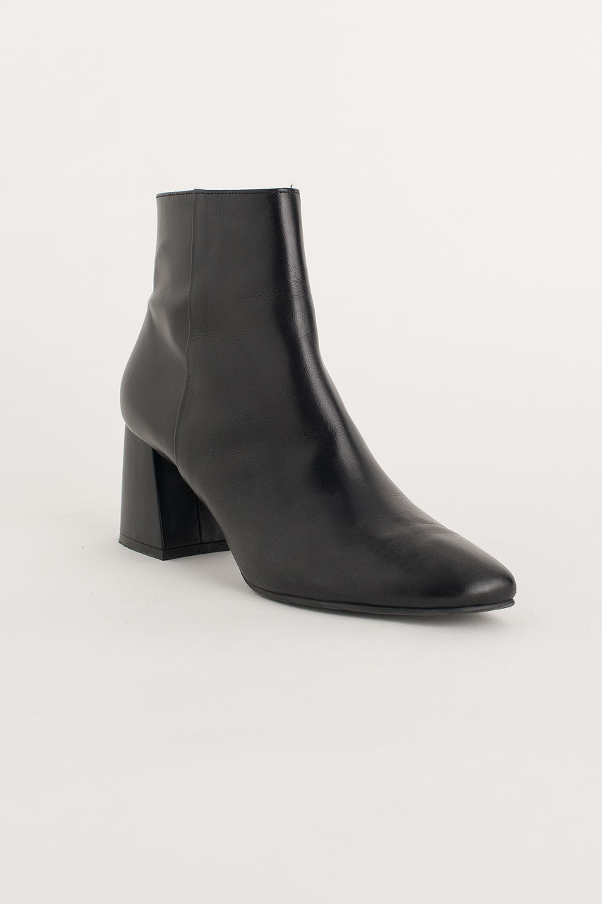 Chisel Toe Ankle Boots, Black