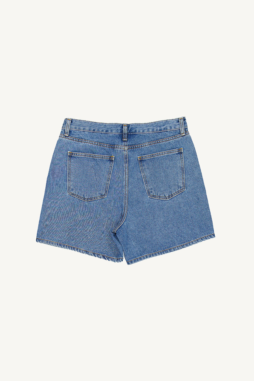 Boxy hot sale denim shorts