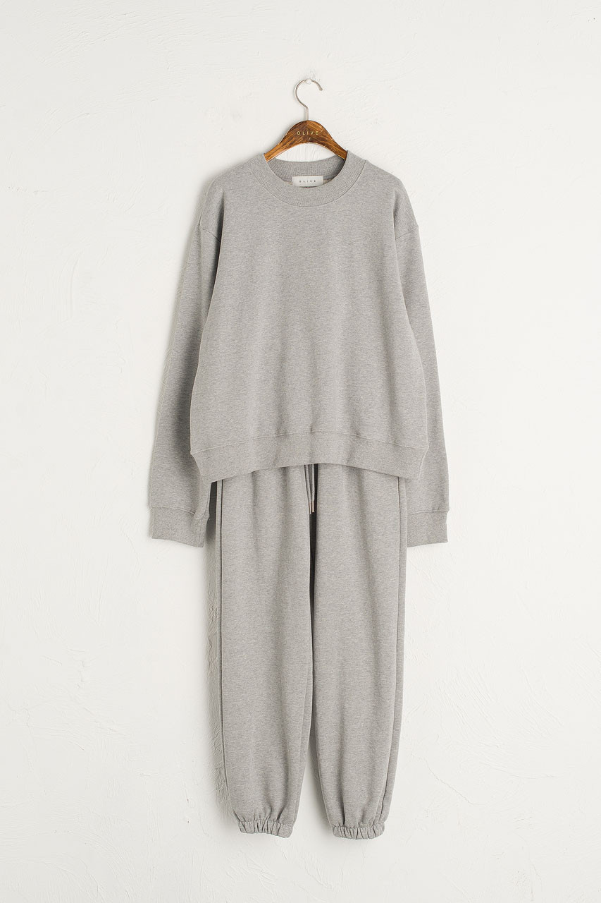 Grey sweatpants store and sweatshirt