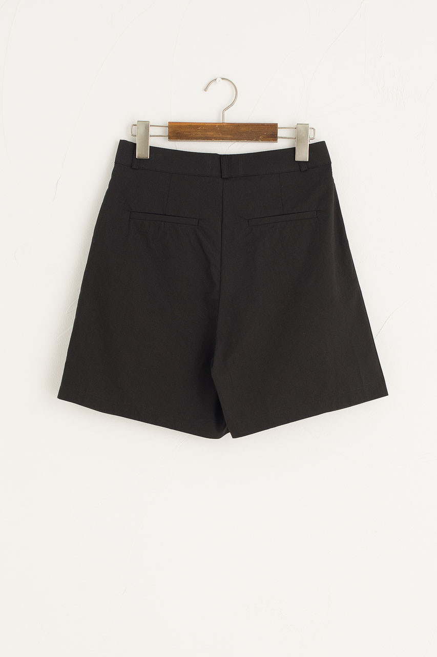 Roa Pintuck Cotton Shorts, Black