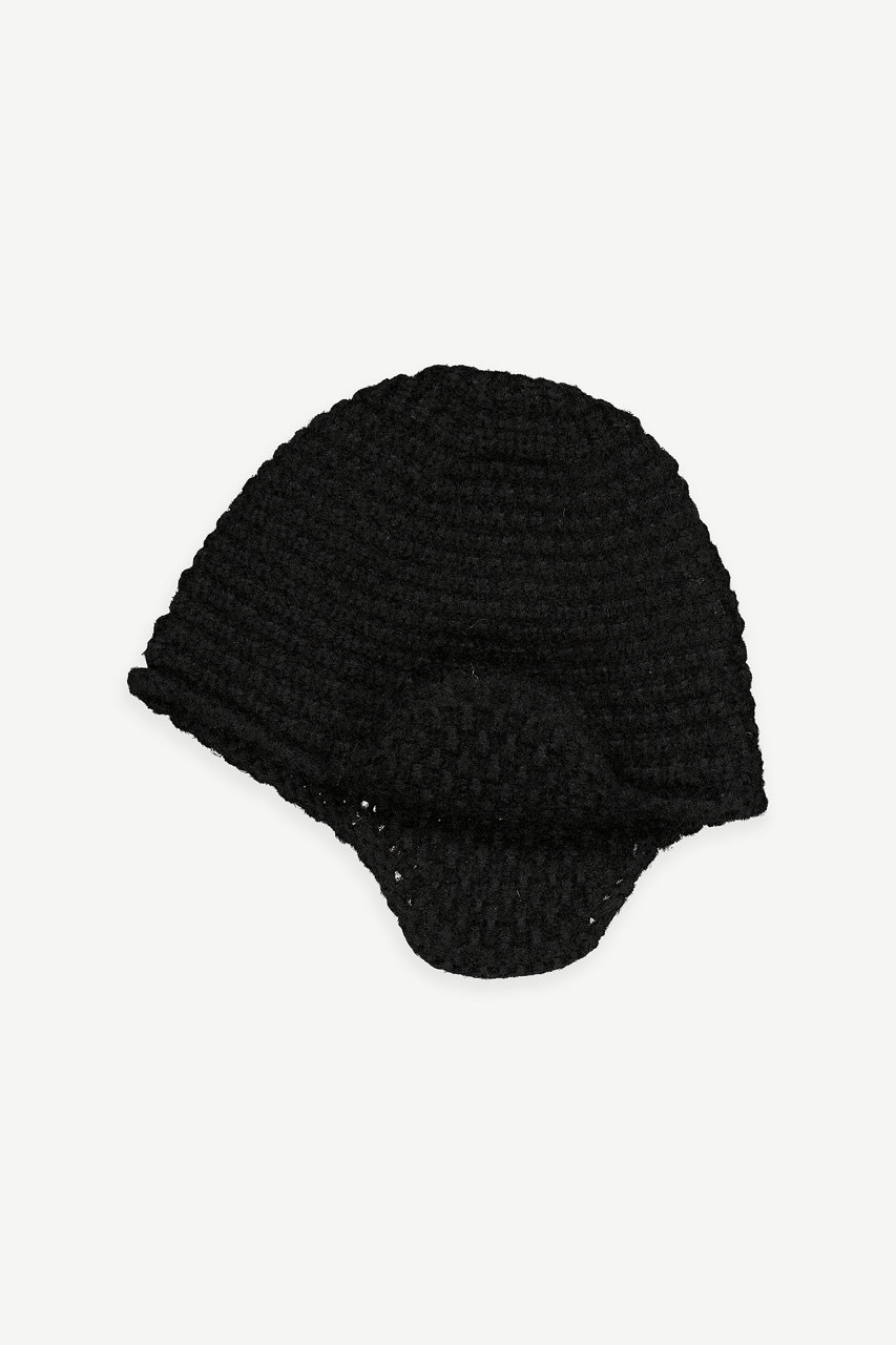 Mio Ear Cover Hat, Black