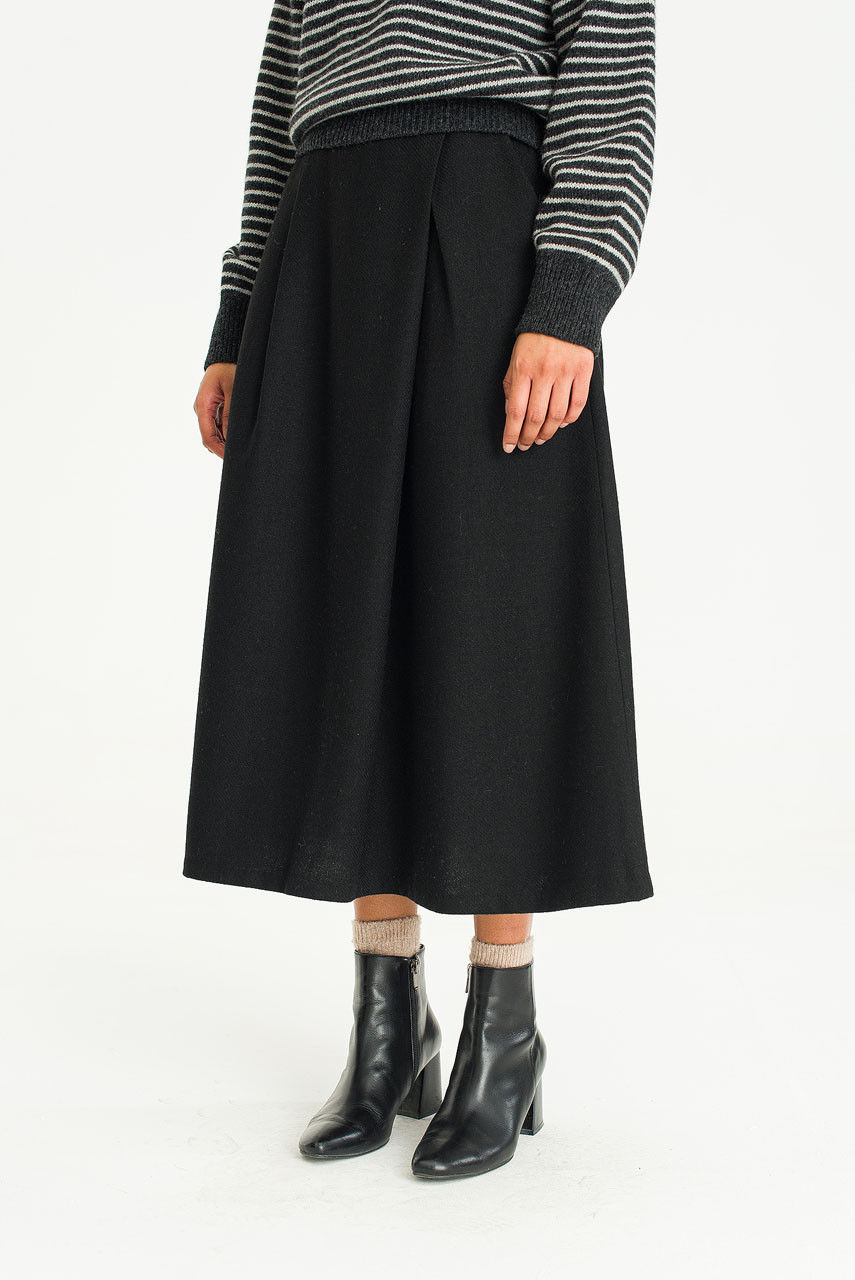 Hani Two Tuck Mid Length Skirt, Black