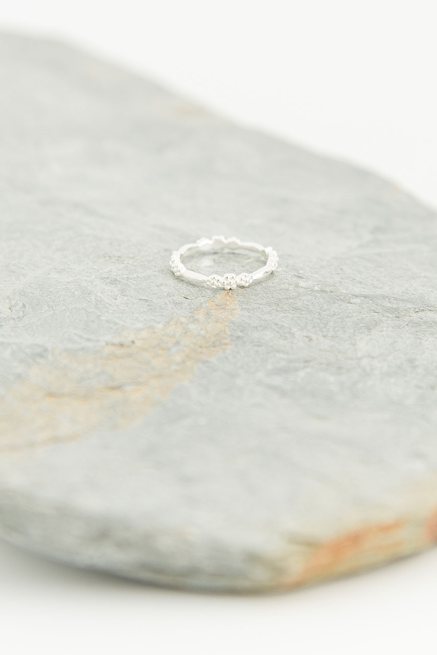 Petite Daisy Ring, Silver