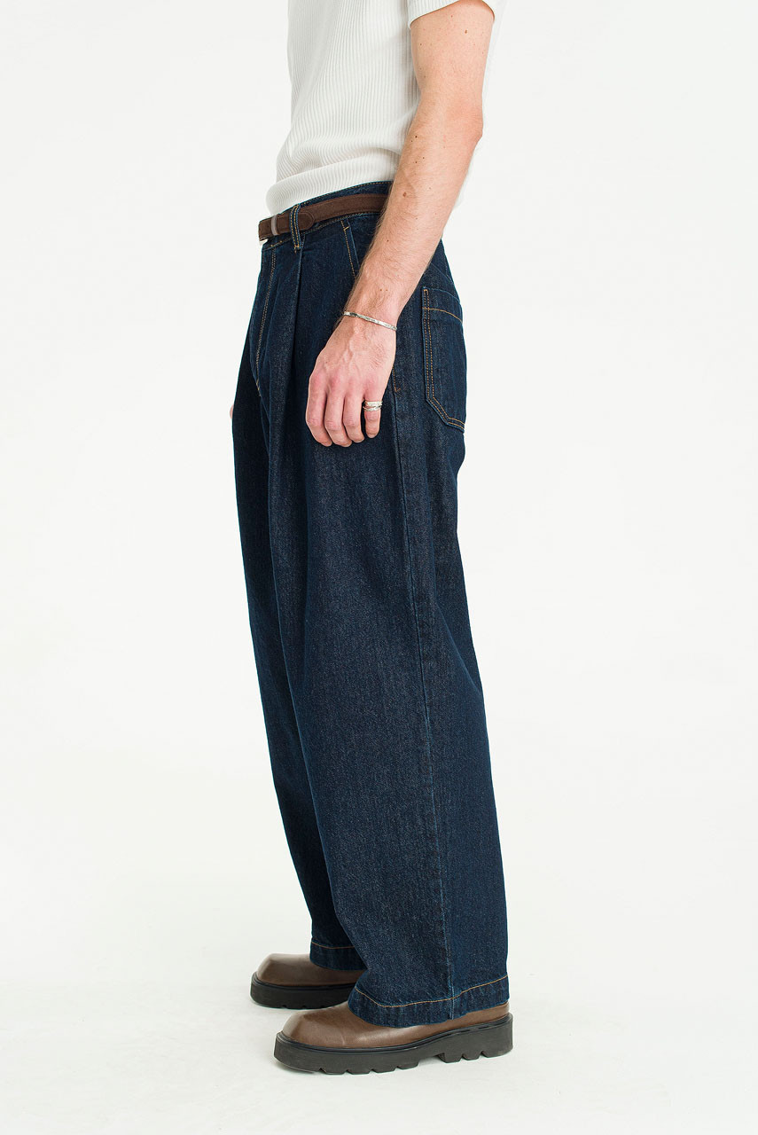 Menswear | Pintuck Jeans, Indigo