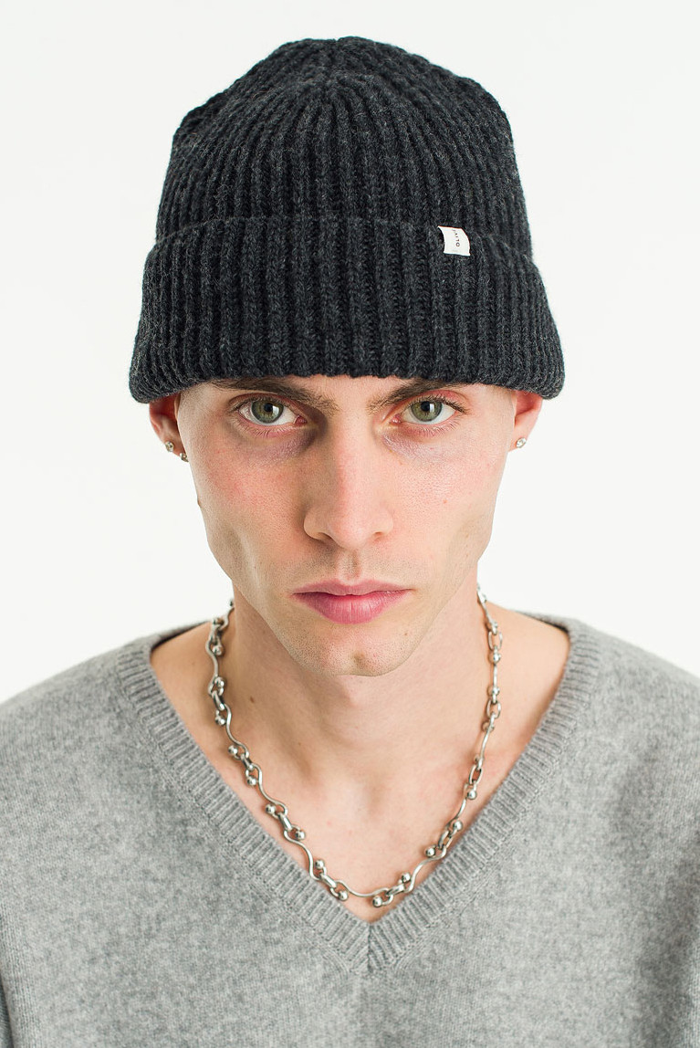 Aki Wool Beanie, Charcoal