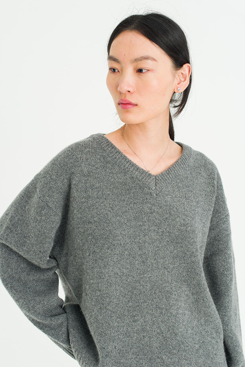 Answer Box V Neck Jumper, Charcoal