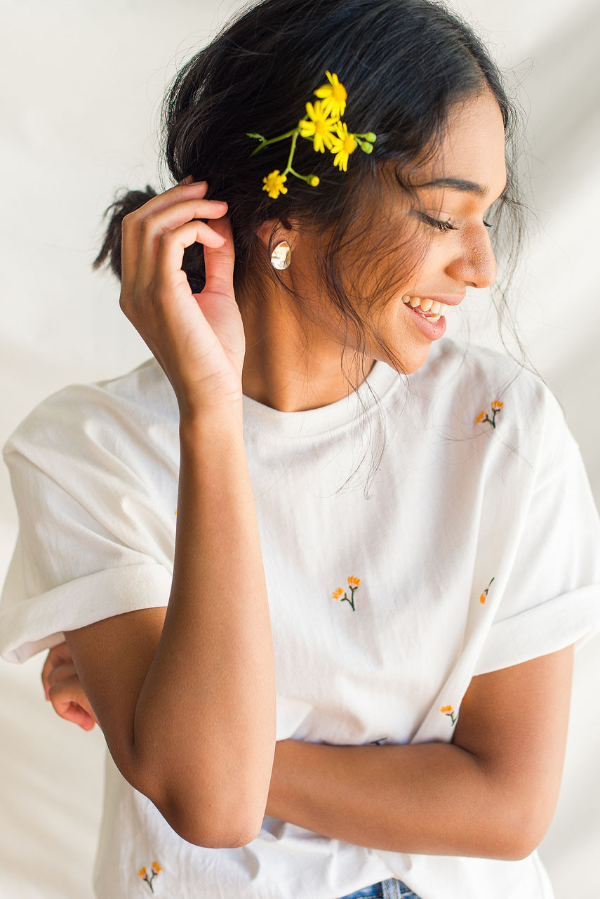 Dandelion Embroidered Tee, White