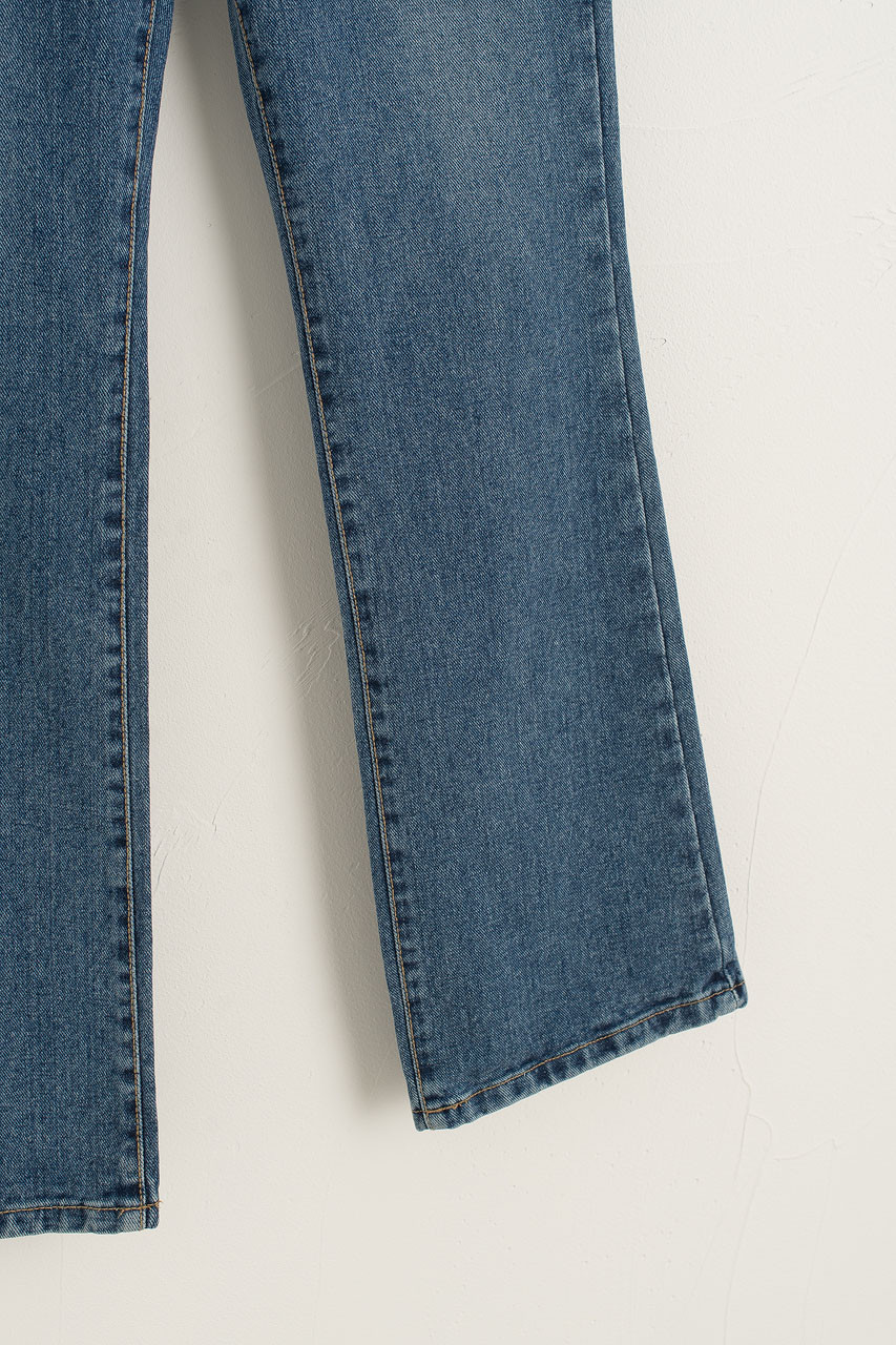 Freya Kick Flare Jean, Mid Blue