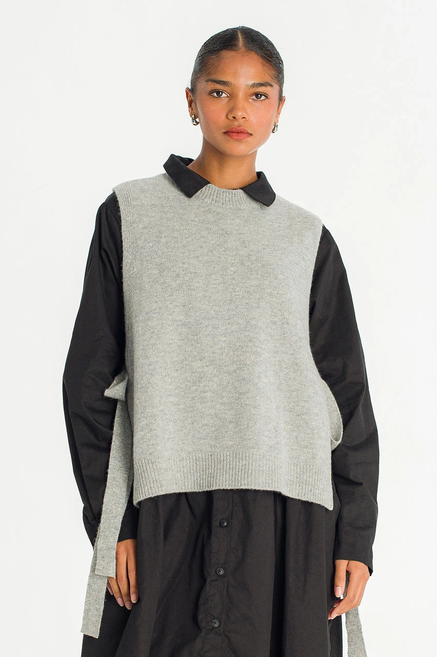 Side Ribbon Vest, Grey