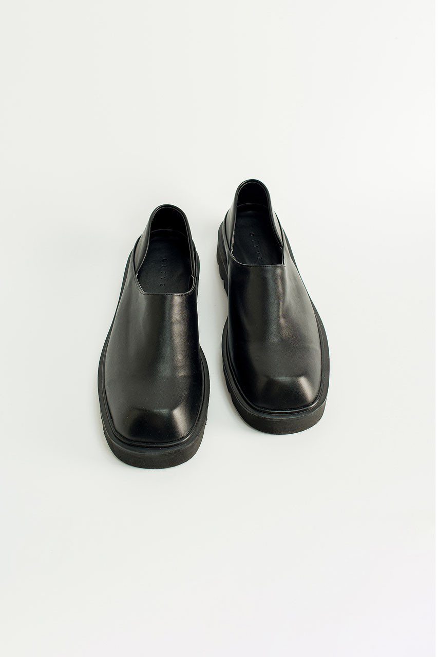Menswear | Holger Square-Toe Clog, Black