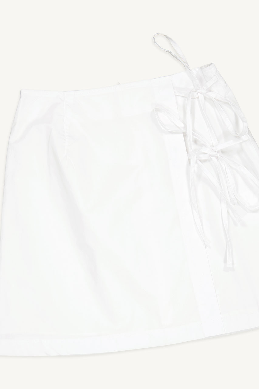 Ribbon Point Mini Skirt, Ivory