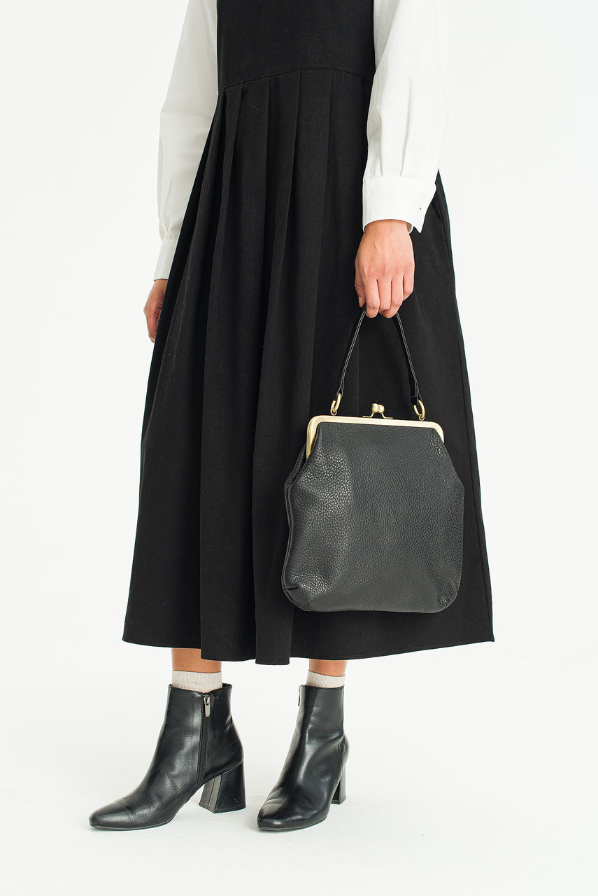 Alice Scallop Bag, Black