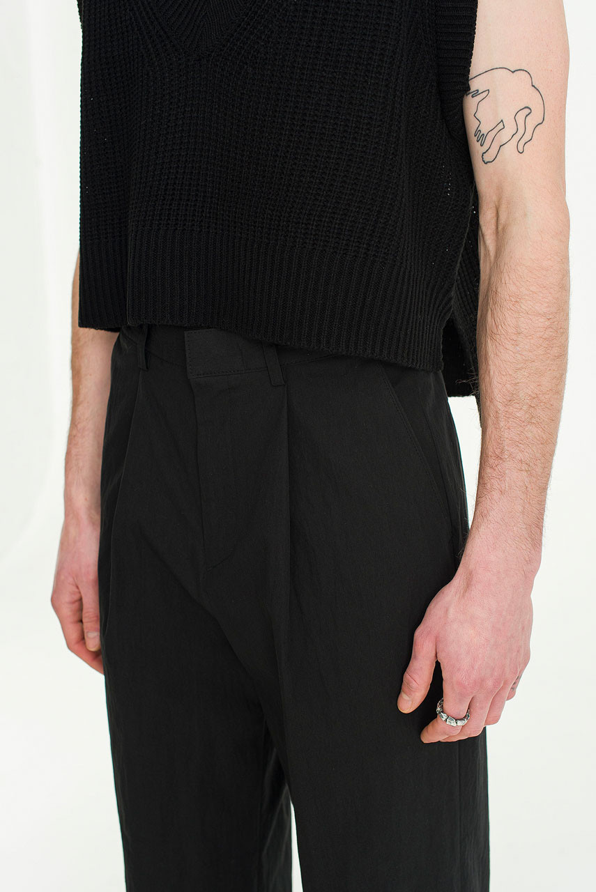 Menswear | Cropped Knit Vest, Black