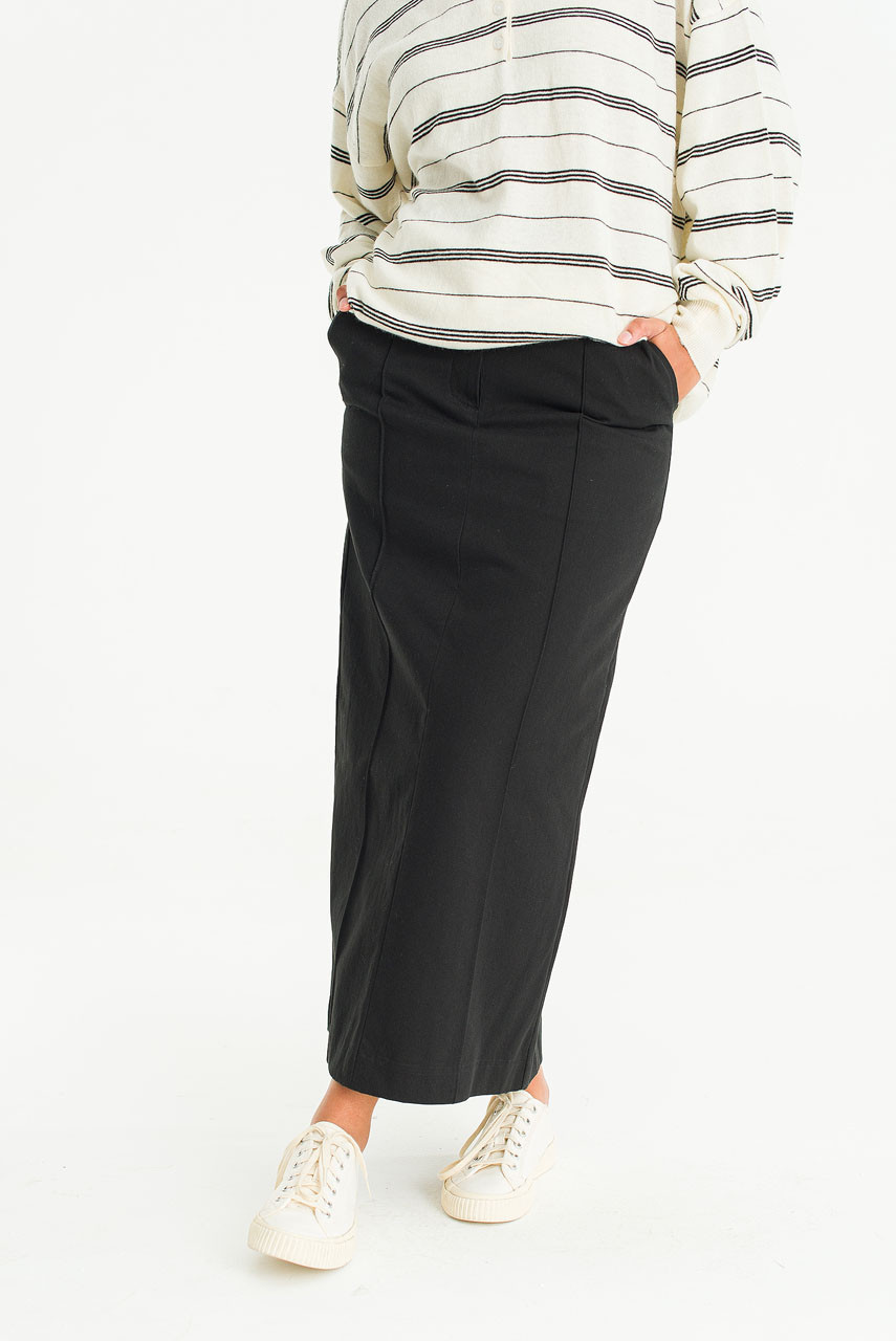 Vov Pintuck Skirt, Black