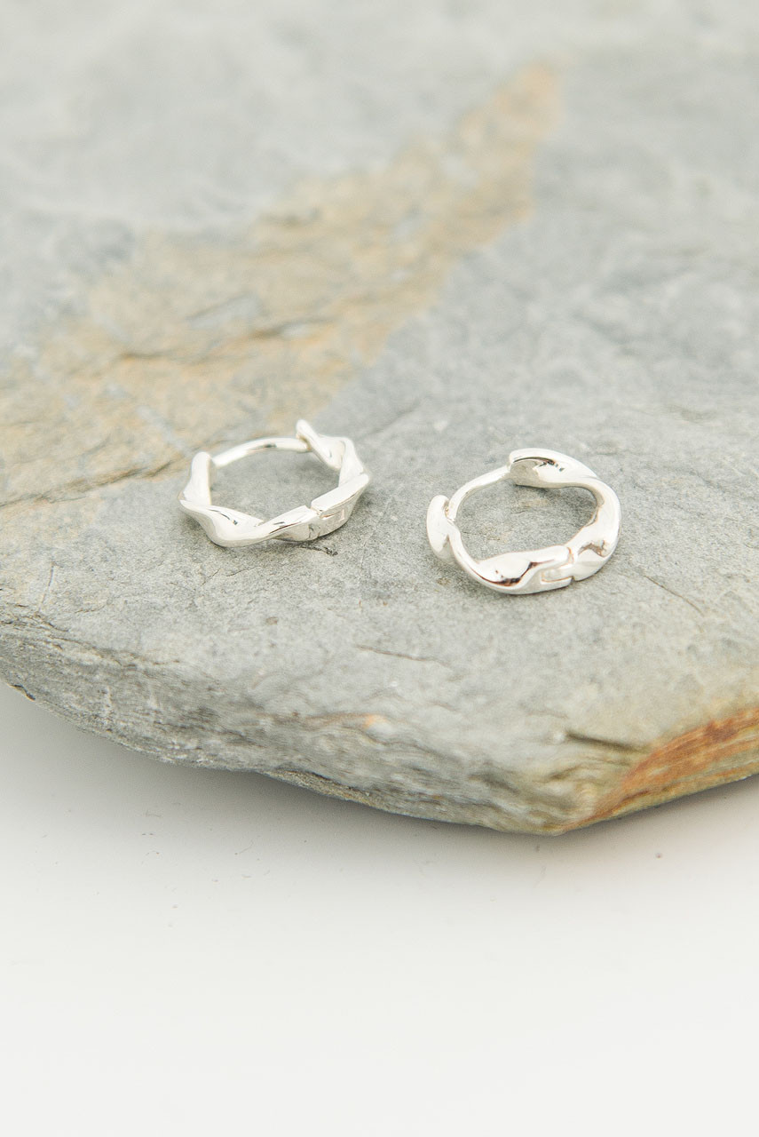 Petite Apple Twine Earrings, Silver