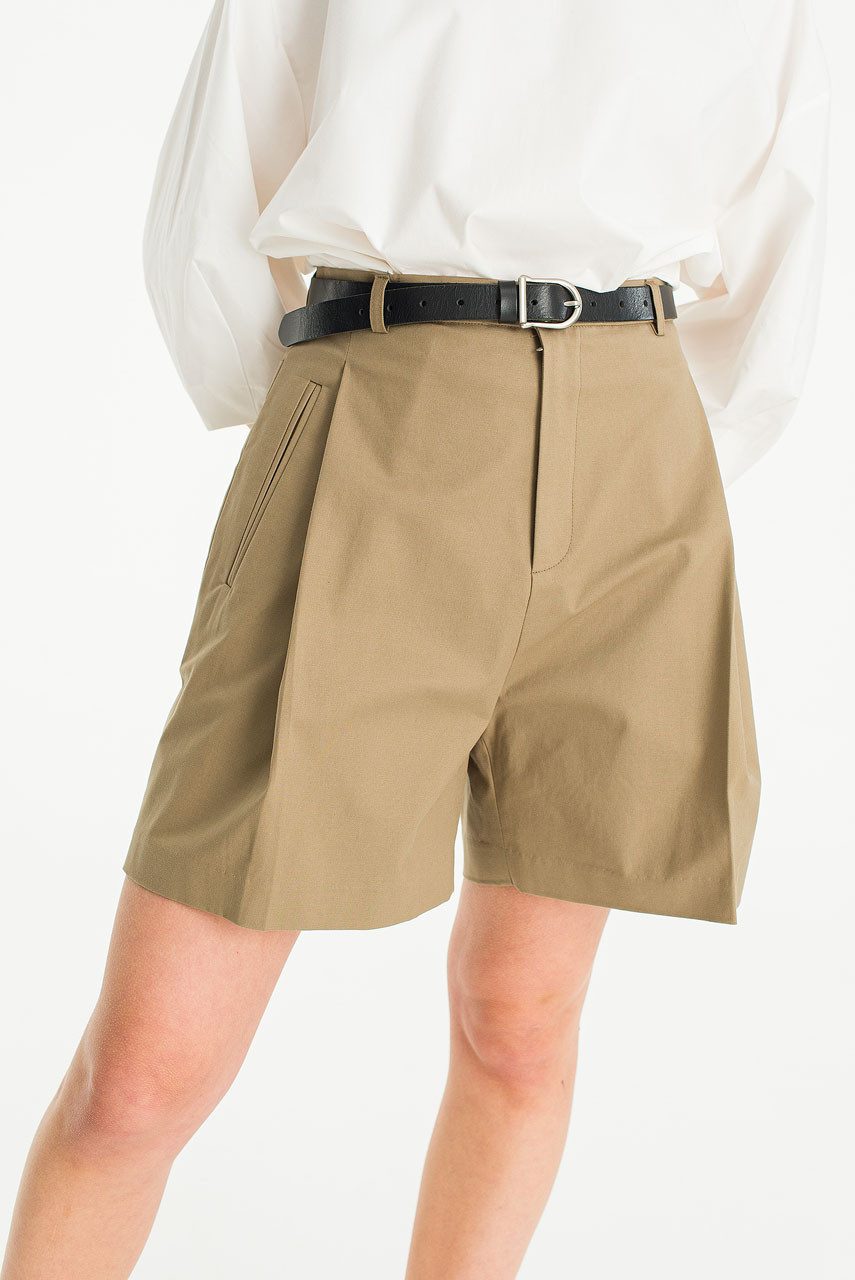 Hina Pintuck Shorts, Dark Beige