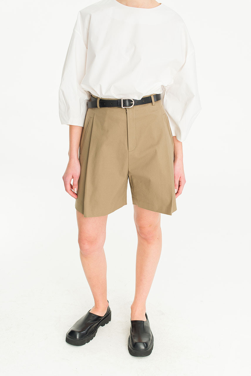 Hina Pintuck Shorts, Dark Beige