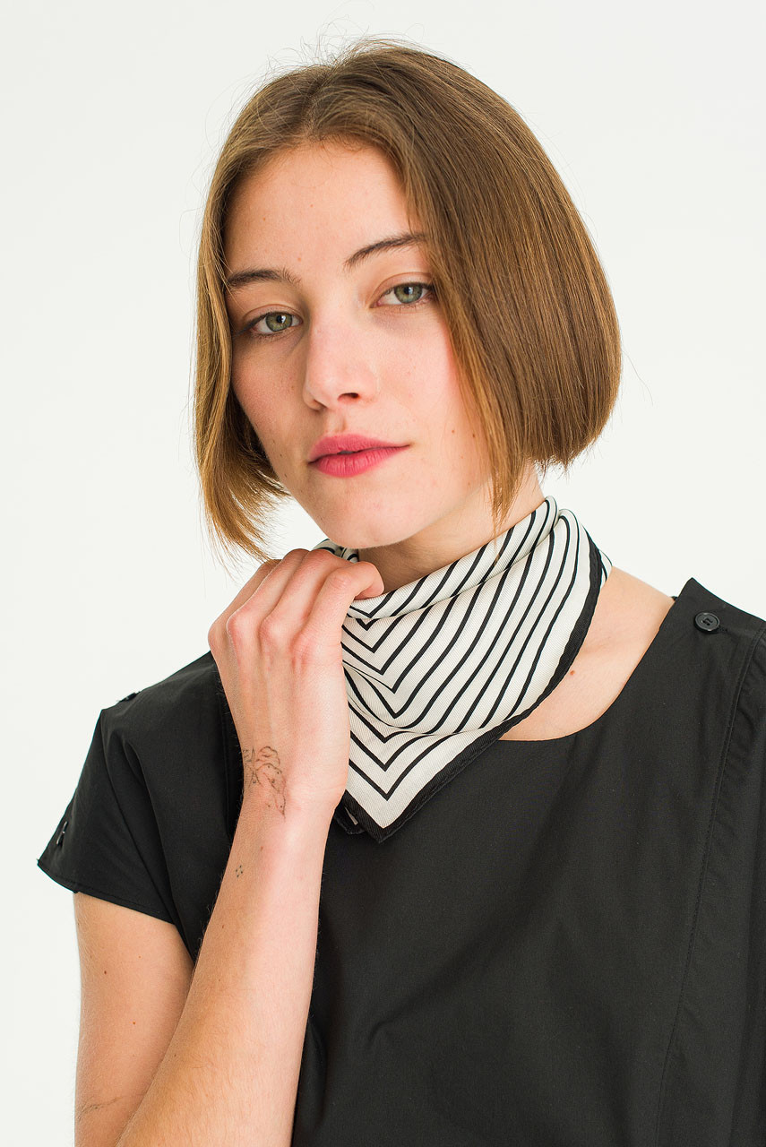 Coa Sqaure Scarf, Ivory