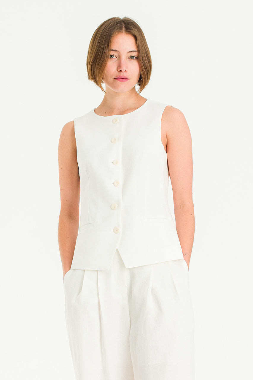 Atelier Vest, Ivory