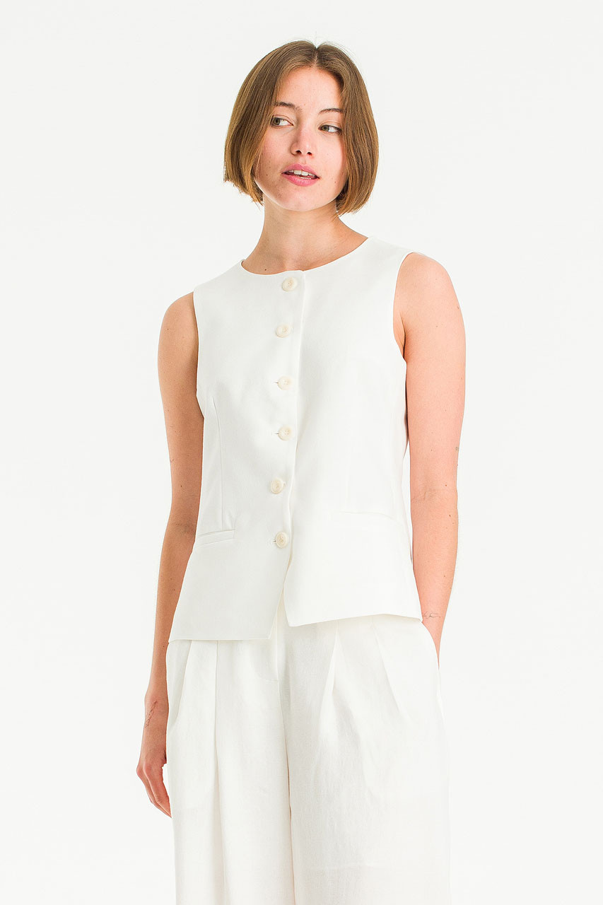 Atelier Vest, Ivory